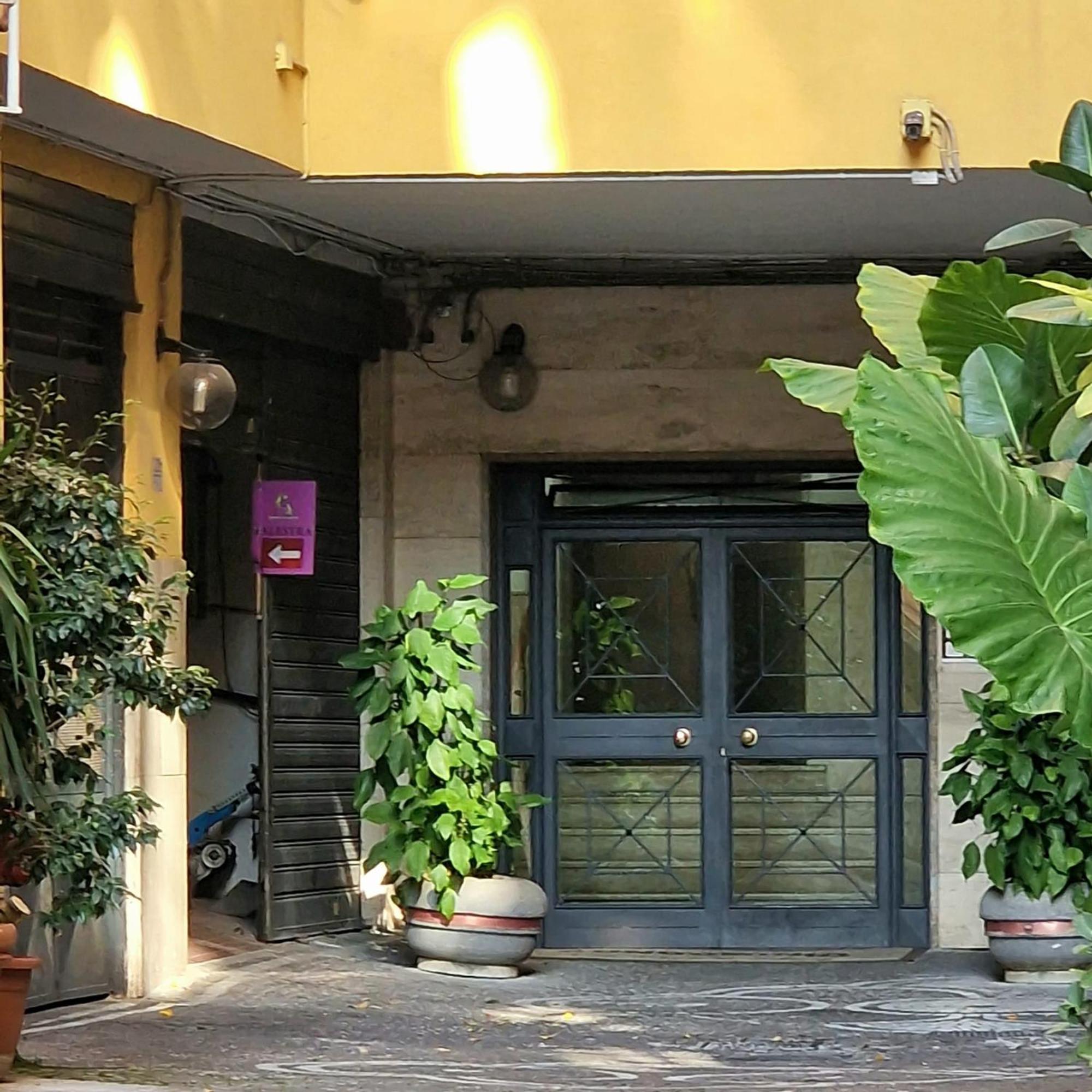 Faccia Gialla Napoli Casa Vacanze Екстериор снимка